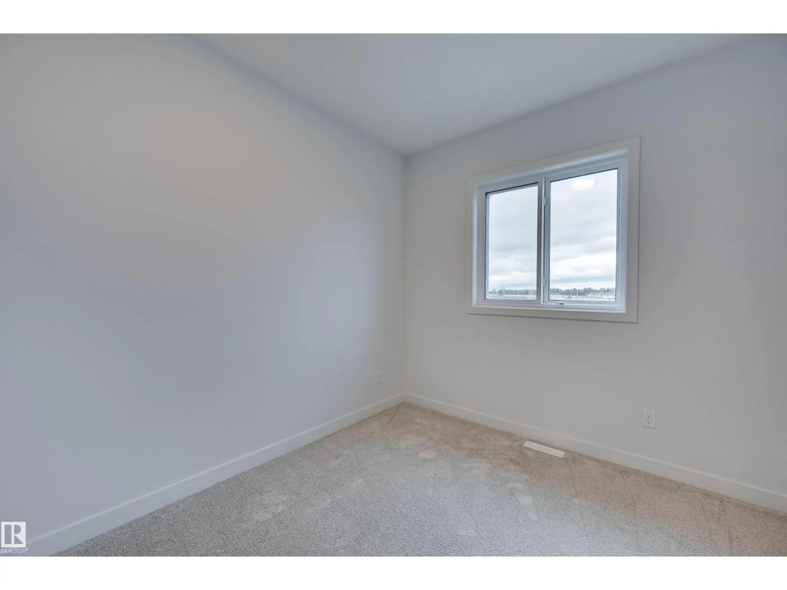 77 Juniper WD