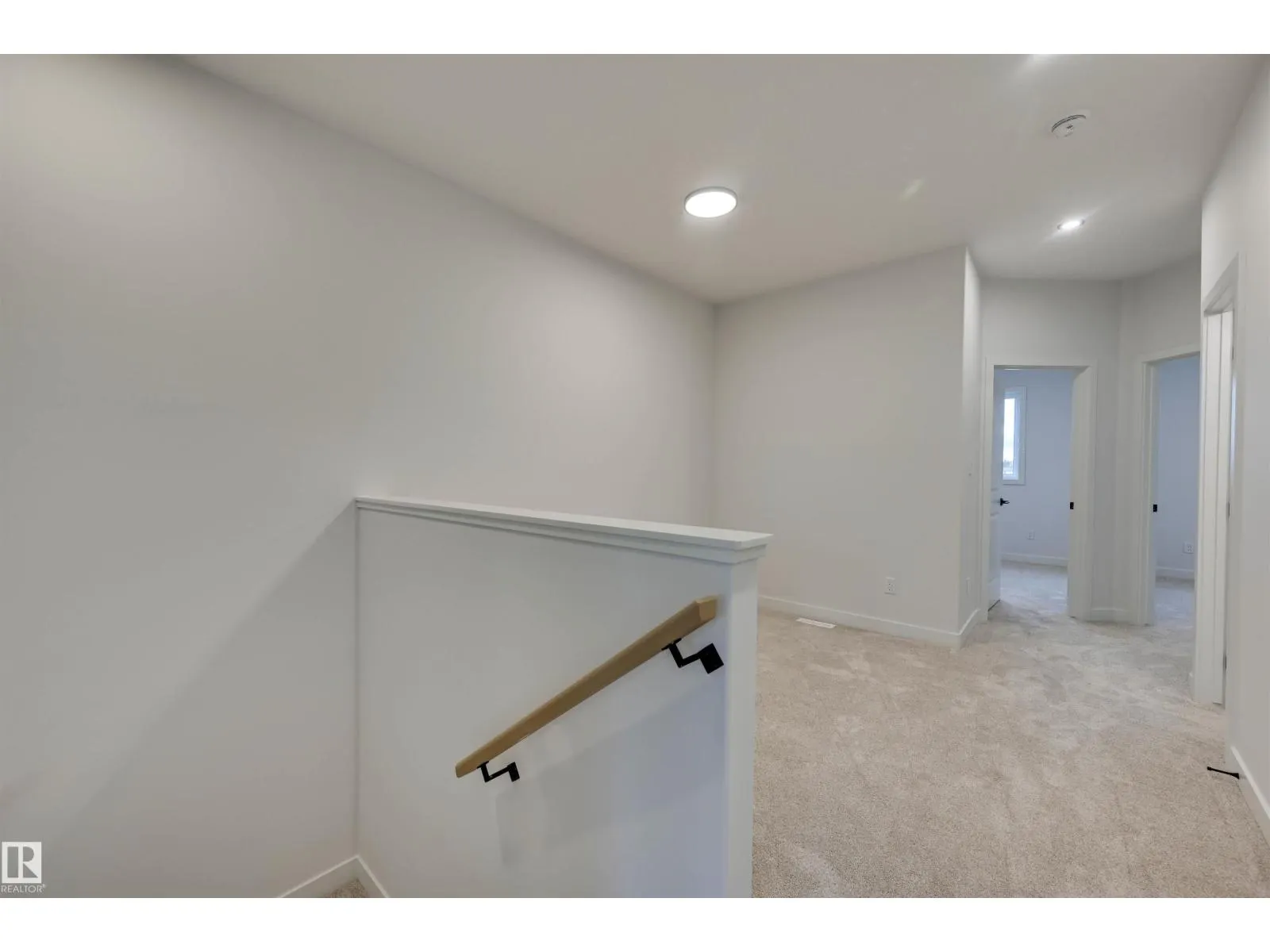 77 Juniper WD
