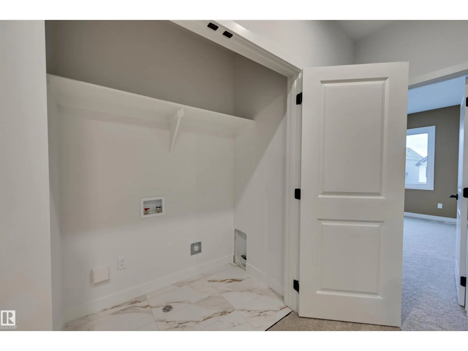 77 Juniper WD