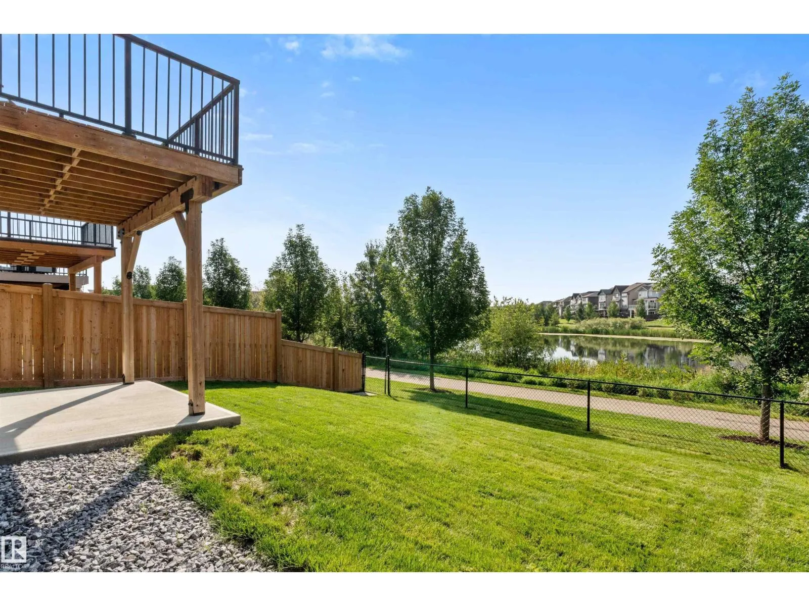3334 PARKER LO SW