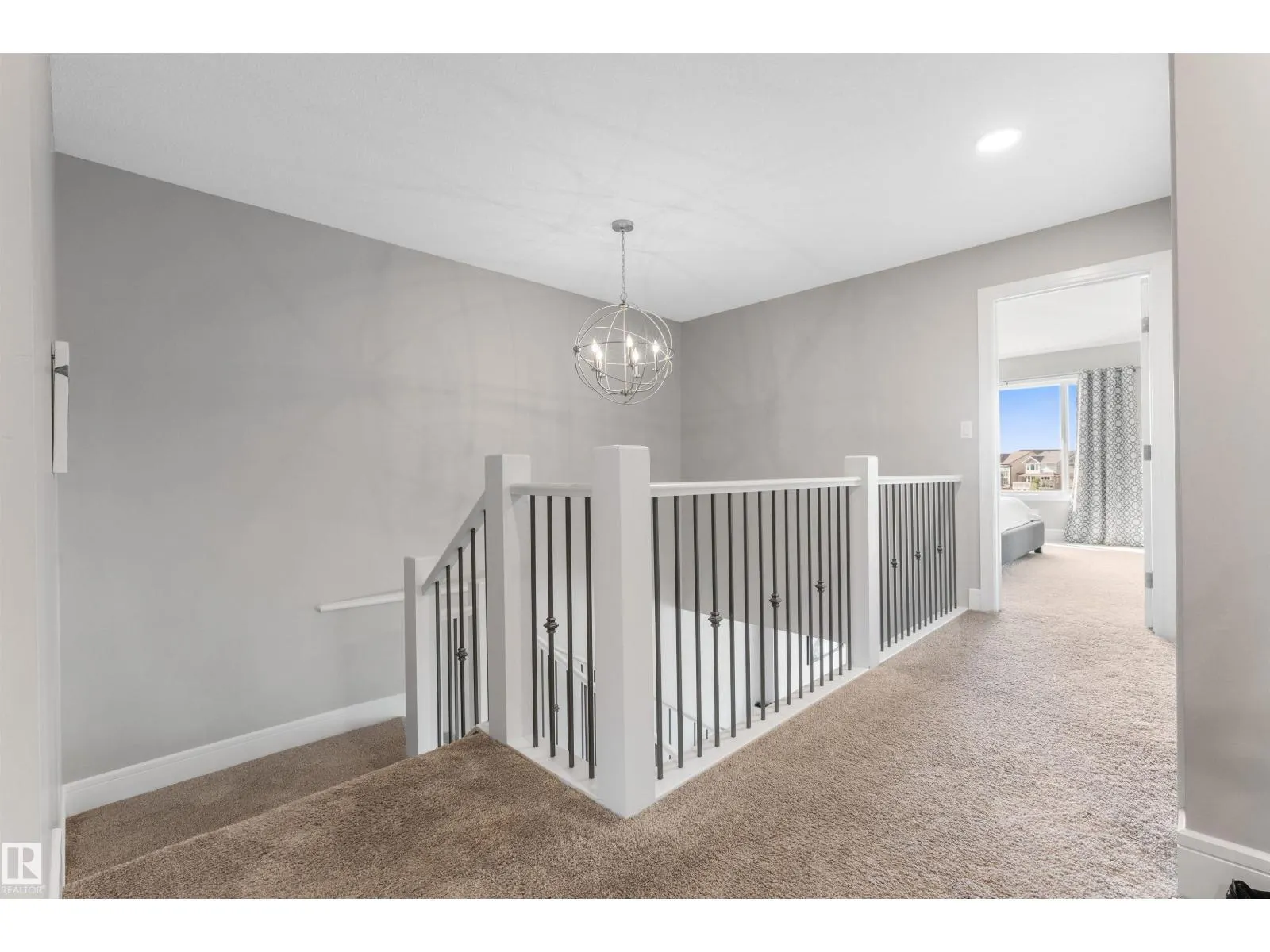 3334 PARKER LO SW