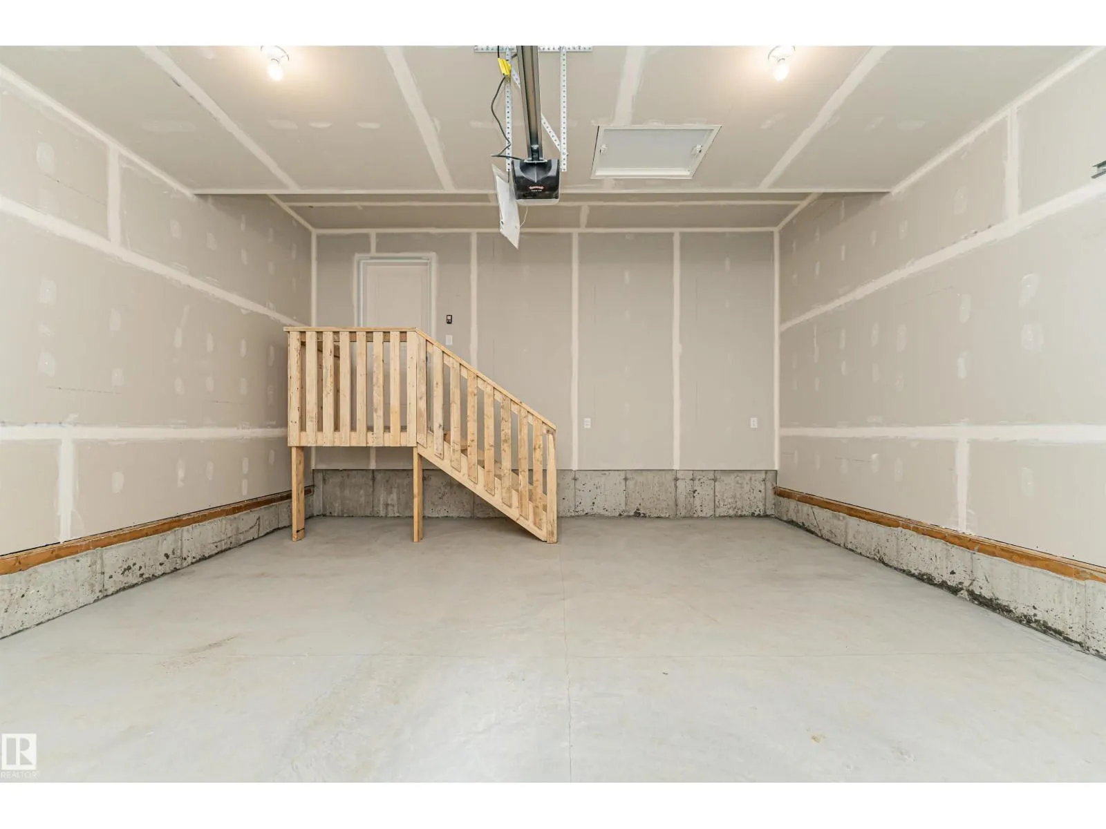 2340 160 ST SW