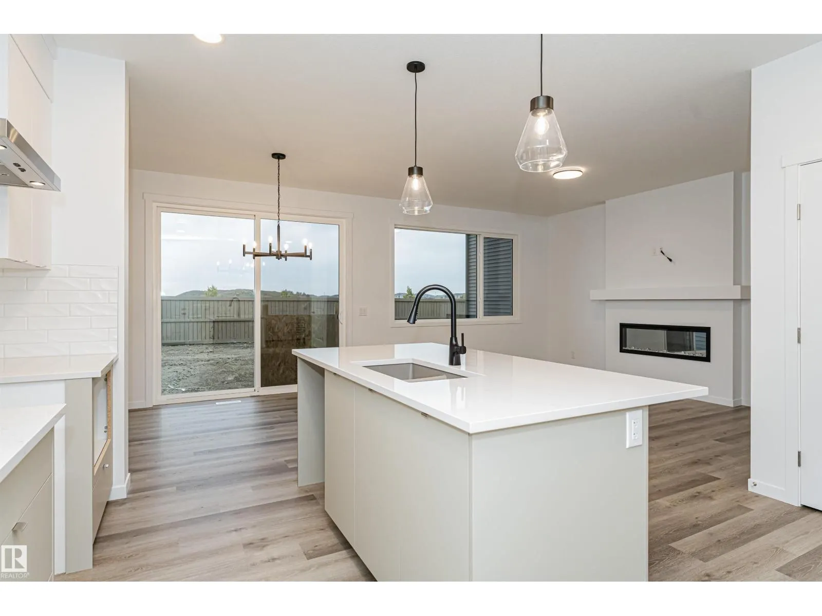 2340 160 ST SW