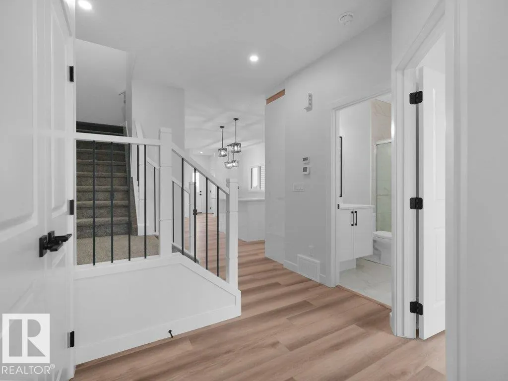 18719 130 ST NW