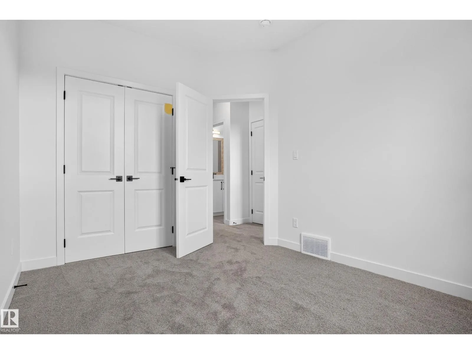 113 Westwind DR