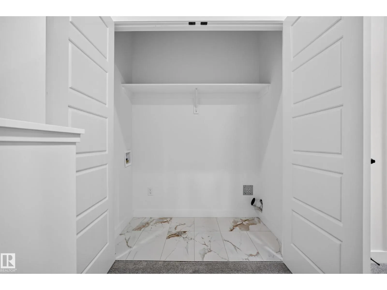 111 Westwind DR