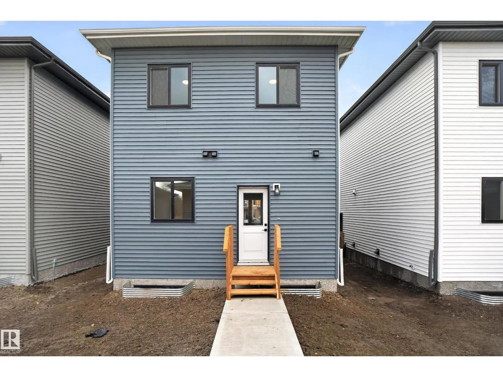 111 Westwind DR