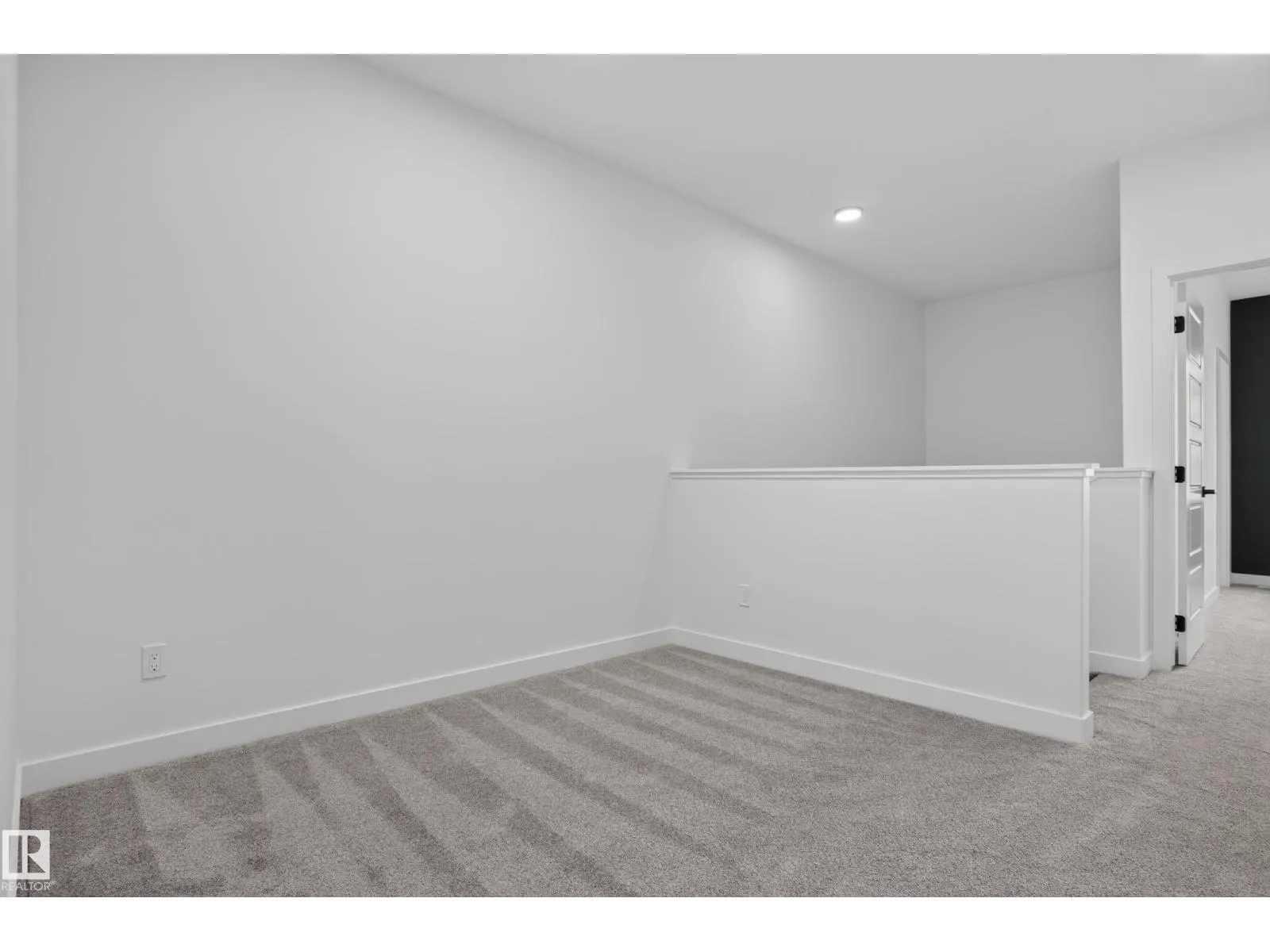 111 Westwind DR