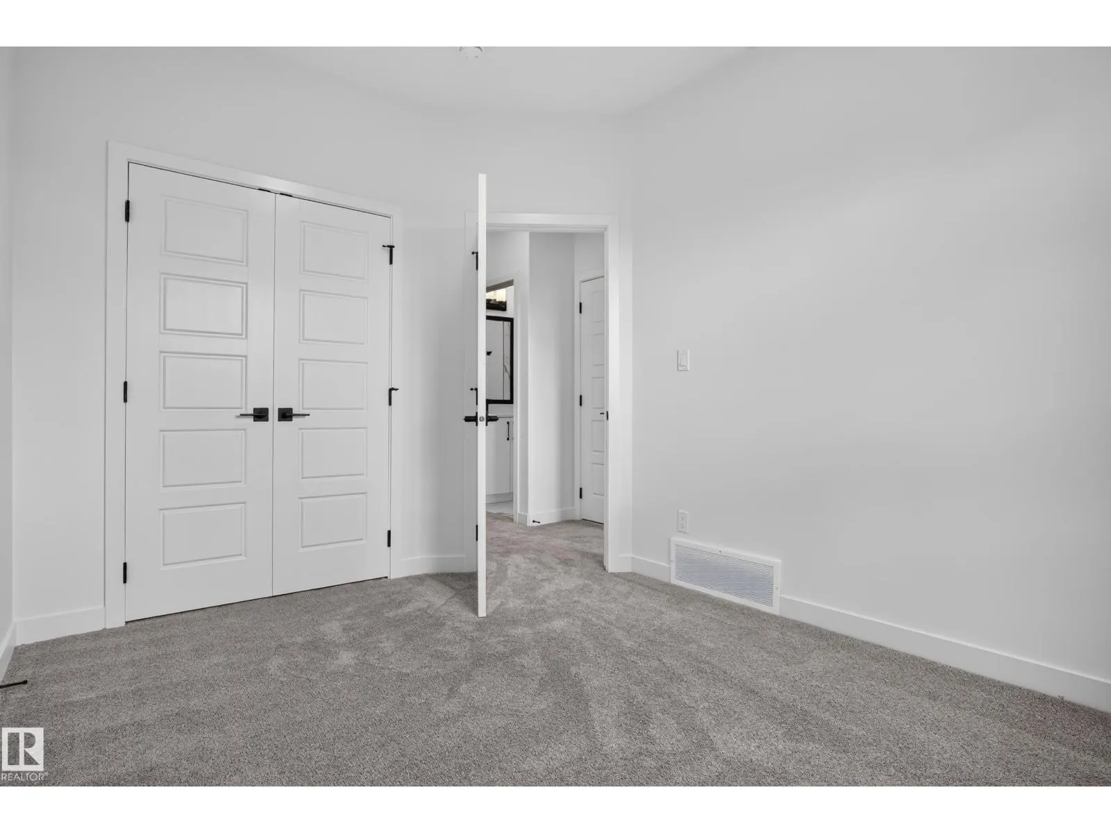 111 Westwind DR