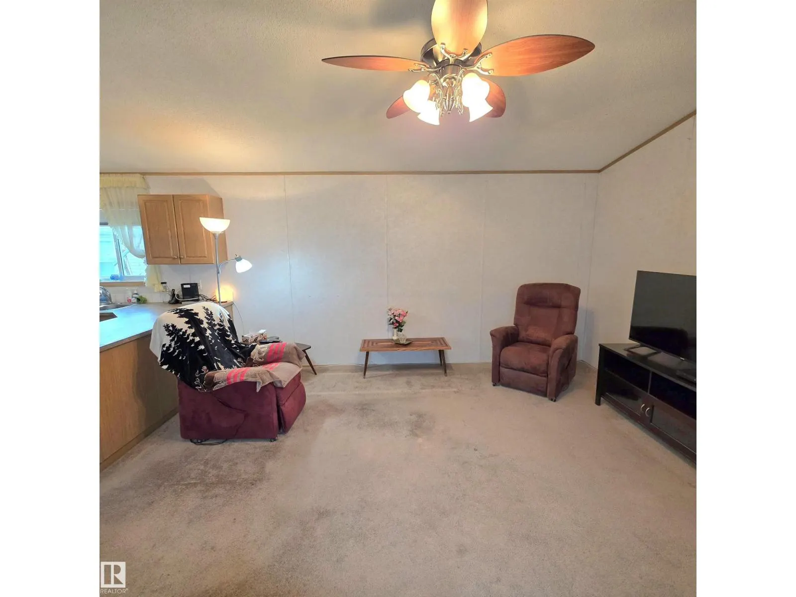 #106 5309 52 Street