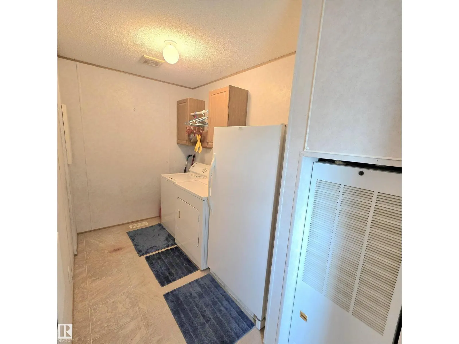 #106 5309 52 Street