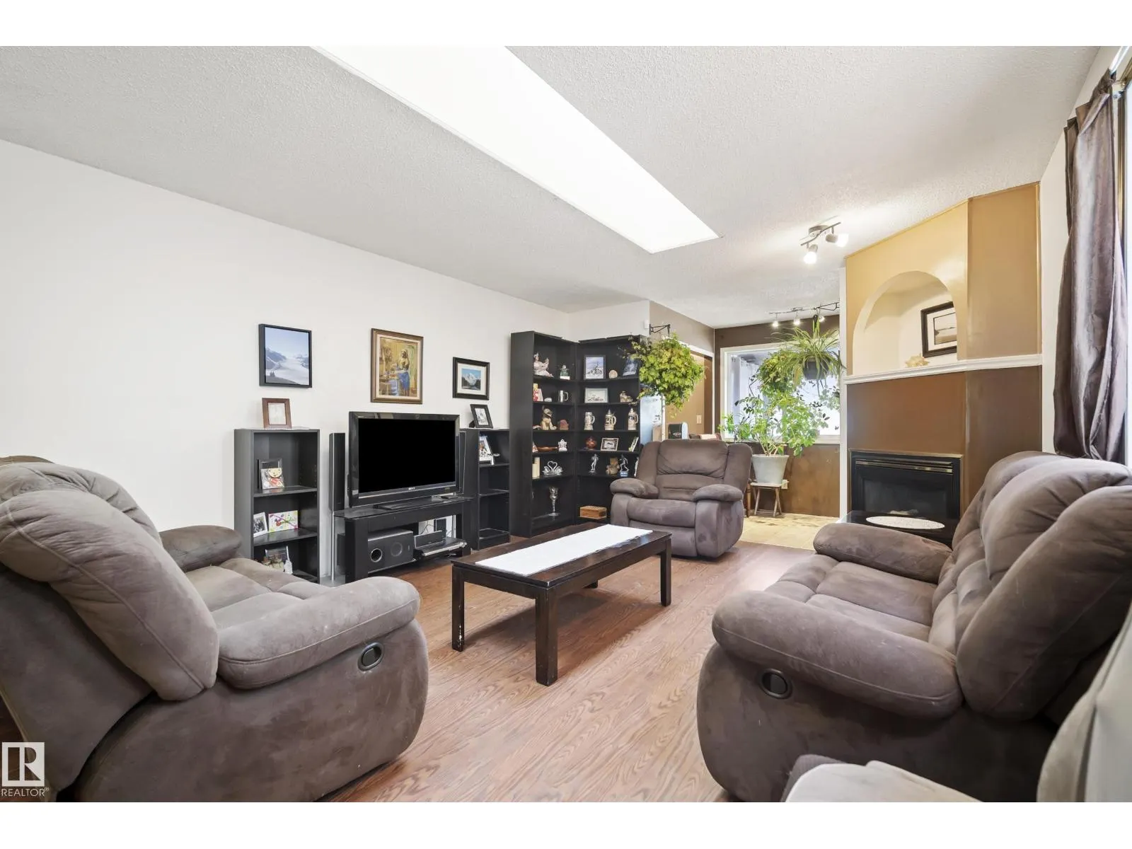 12943 114 ST NW