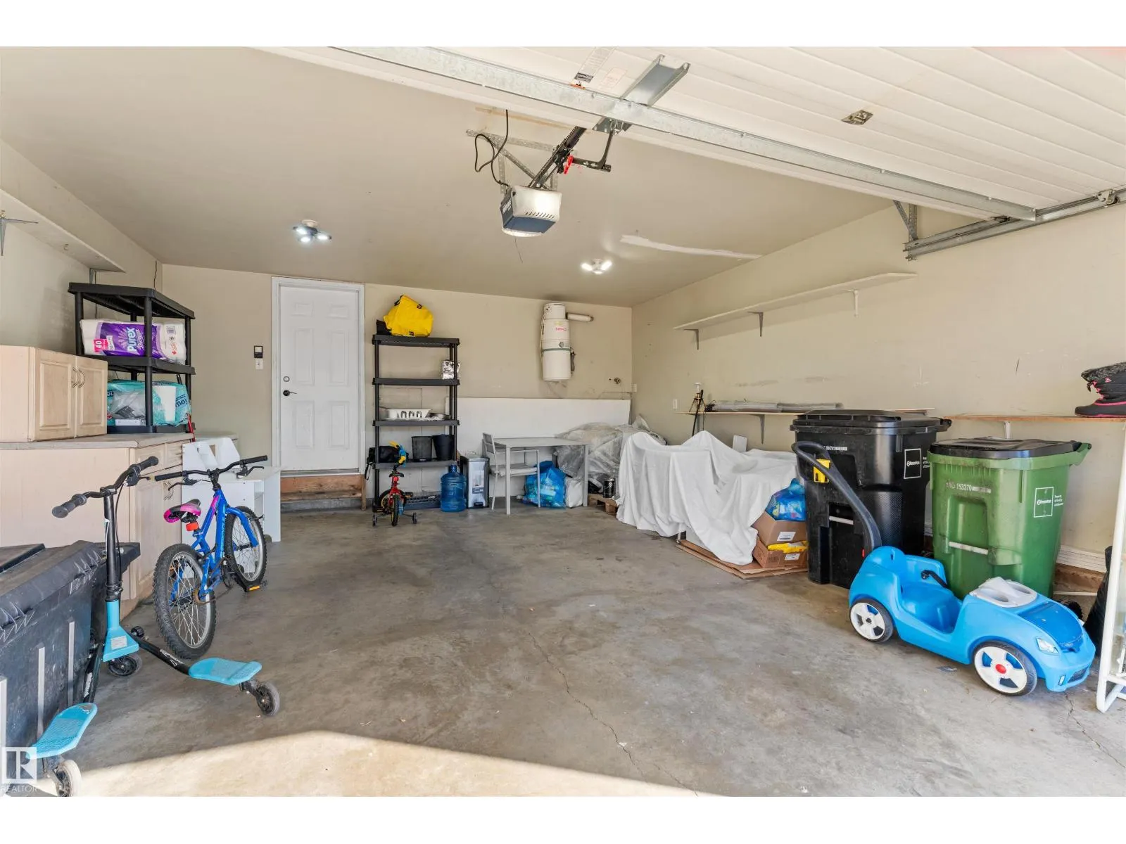 15849 69 ST NW