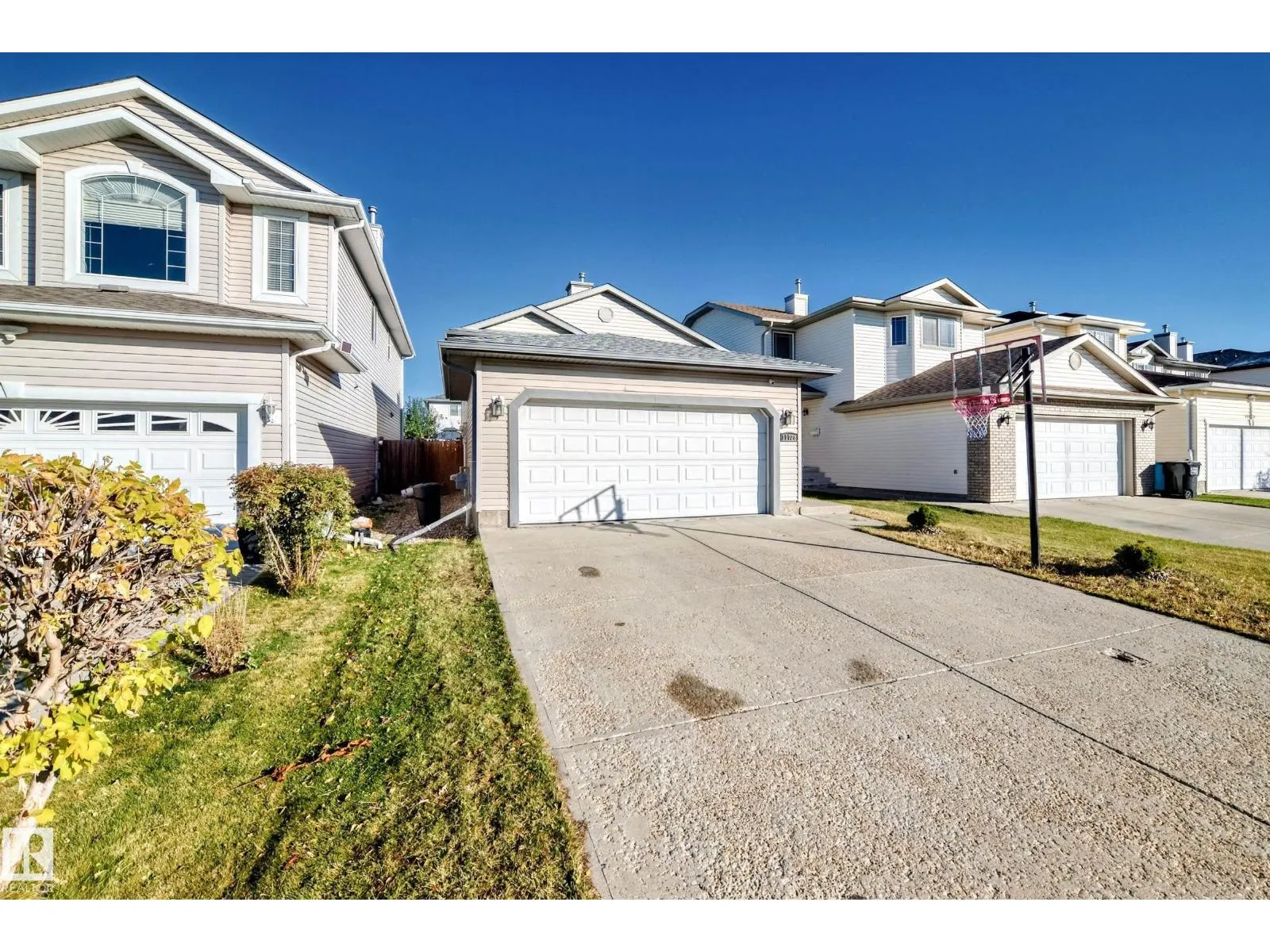 11728 169 AV NW