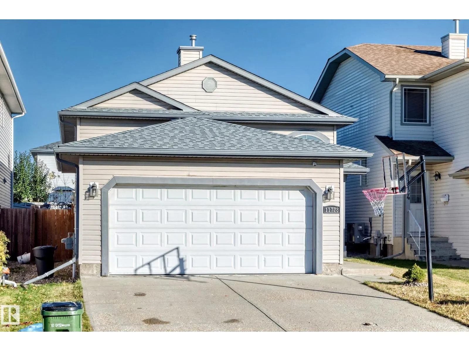 11728 169 AV NW