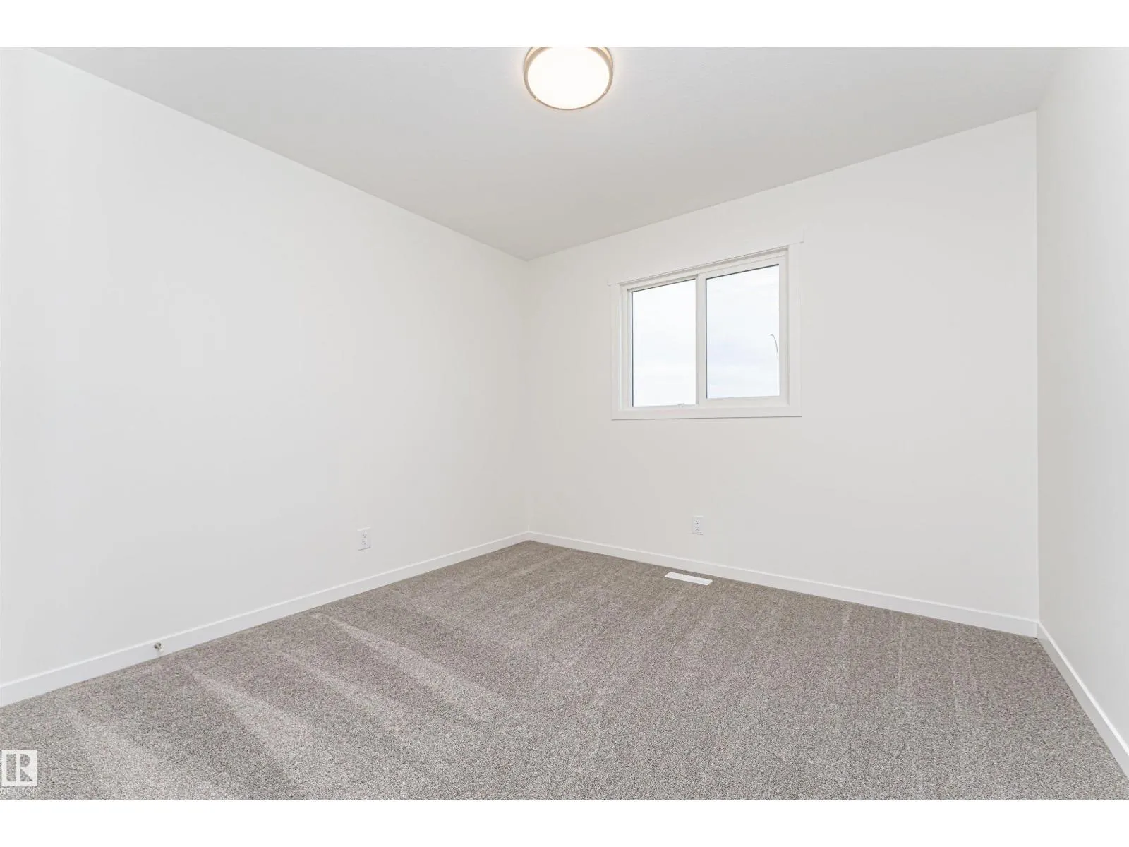 2308 160 ST SW