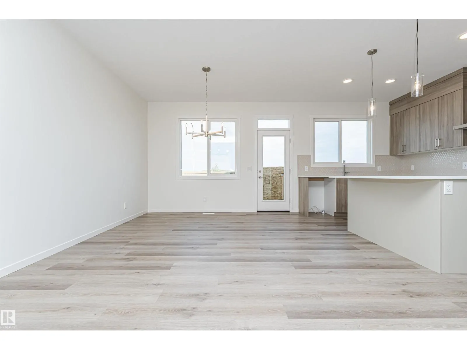 2308 160 ST SW