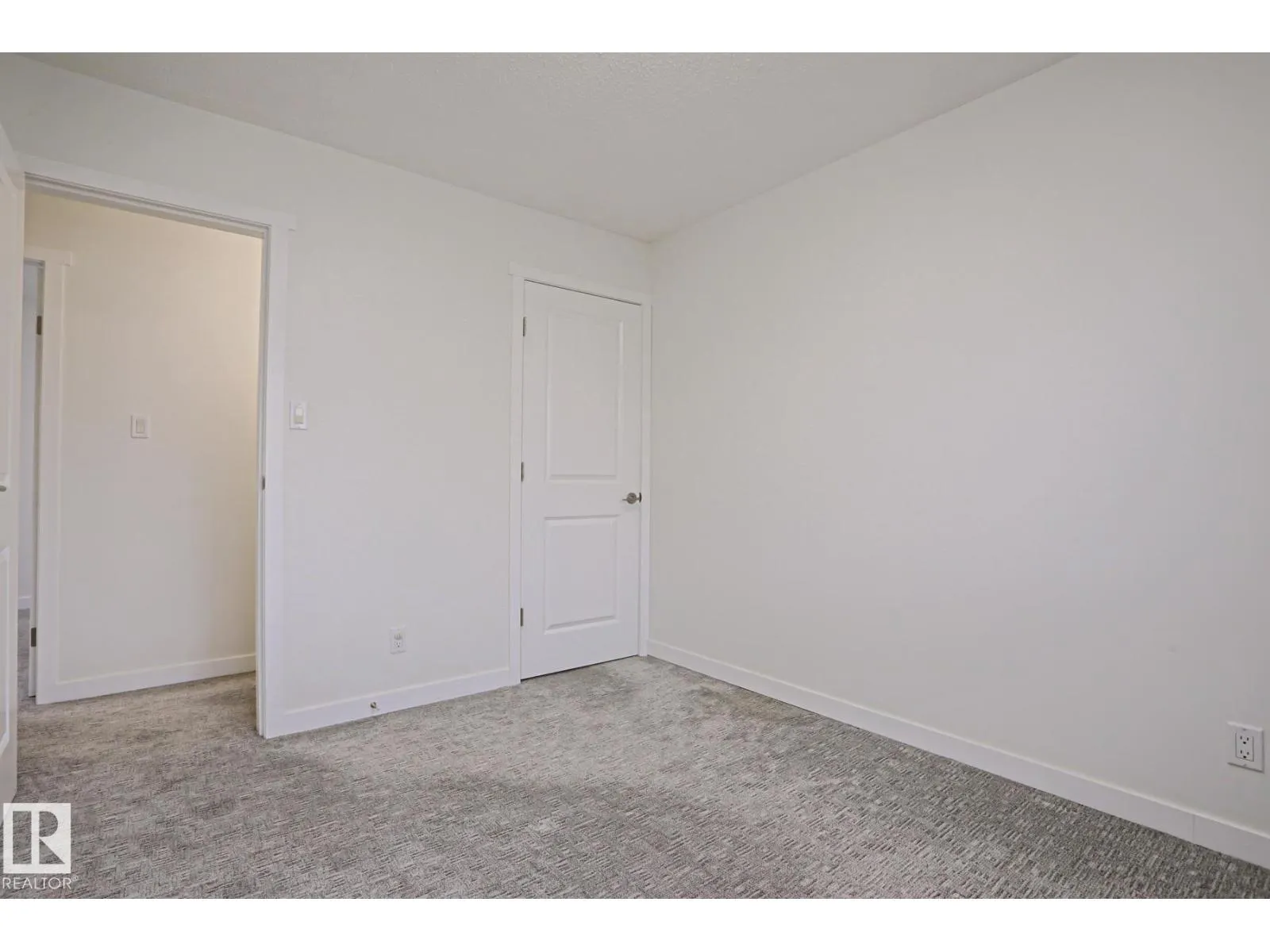 238 PRIMROSE GARDENS GD NW