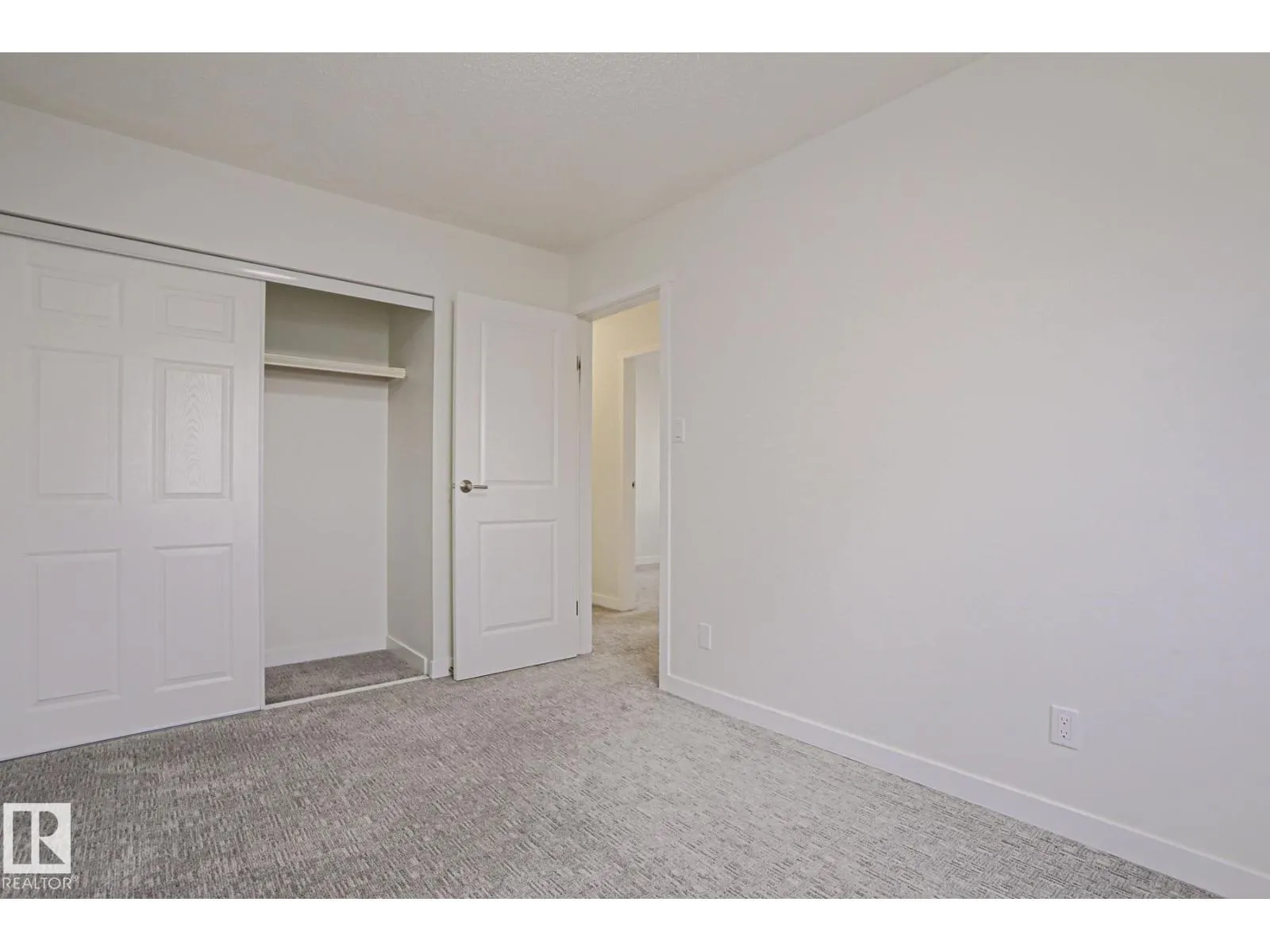 238 PRIMROSE GARDENS GD NW