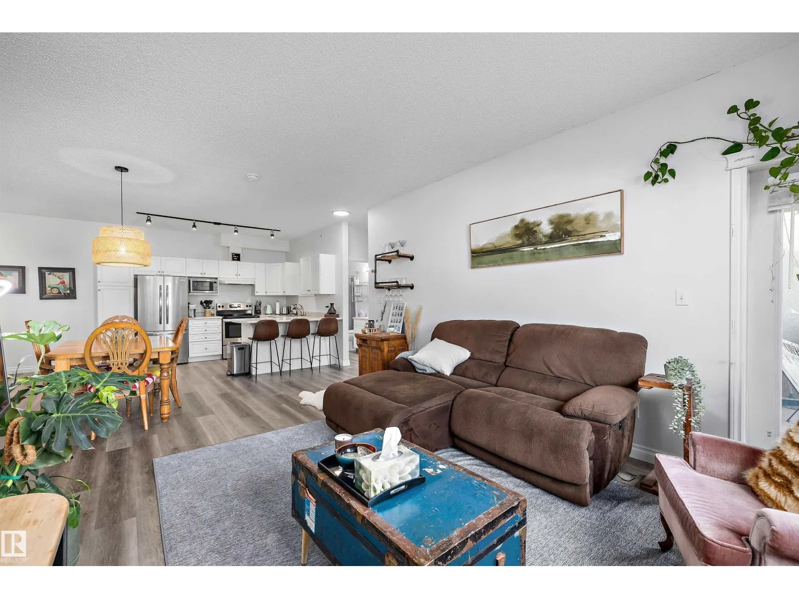 #405 304 LEWIS ESTATES BV NW