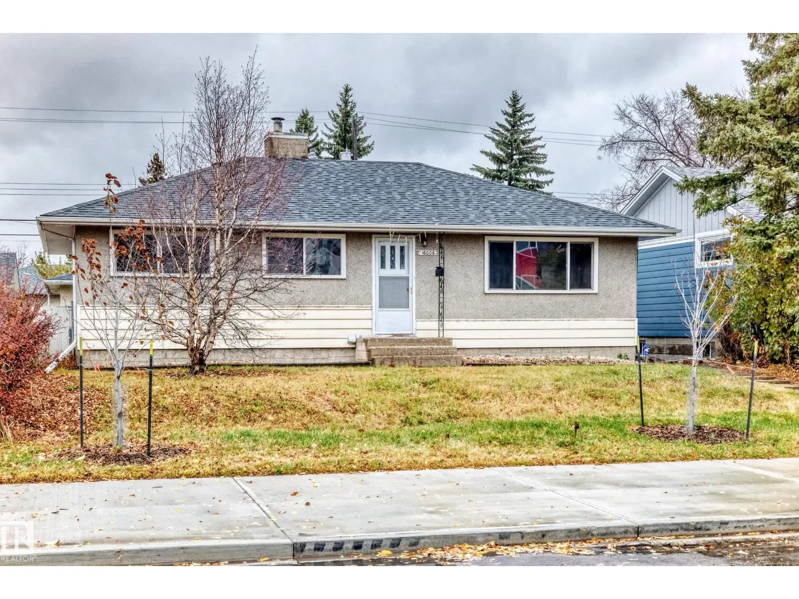 16006 87 AV NW