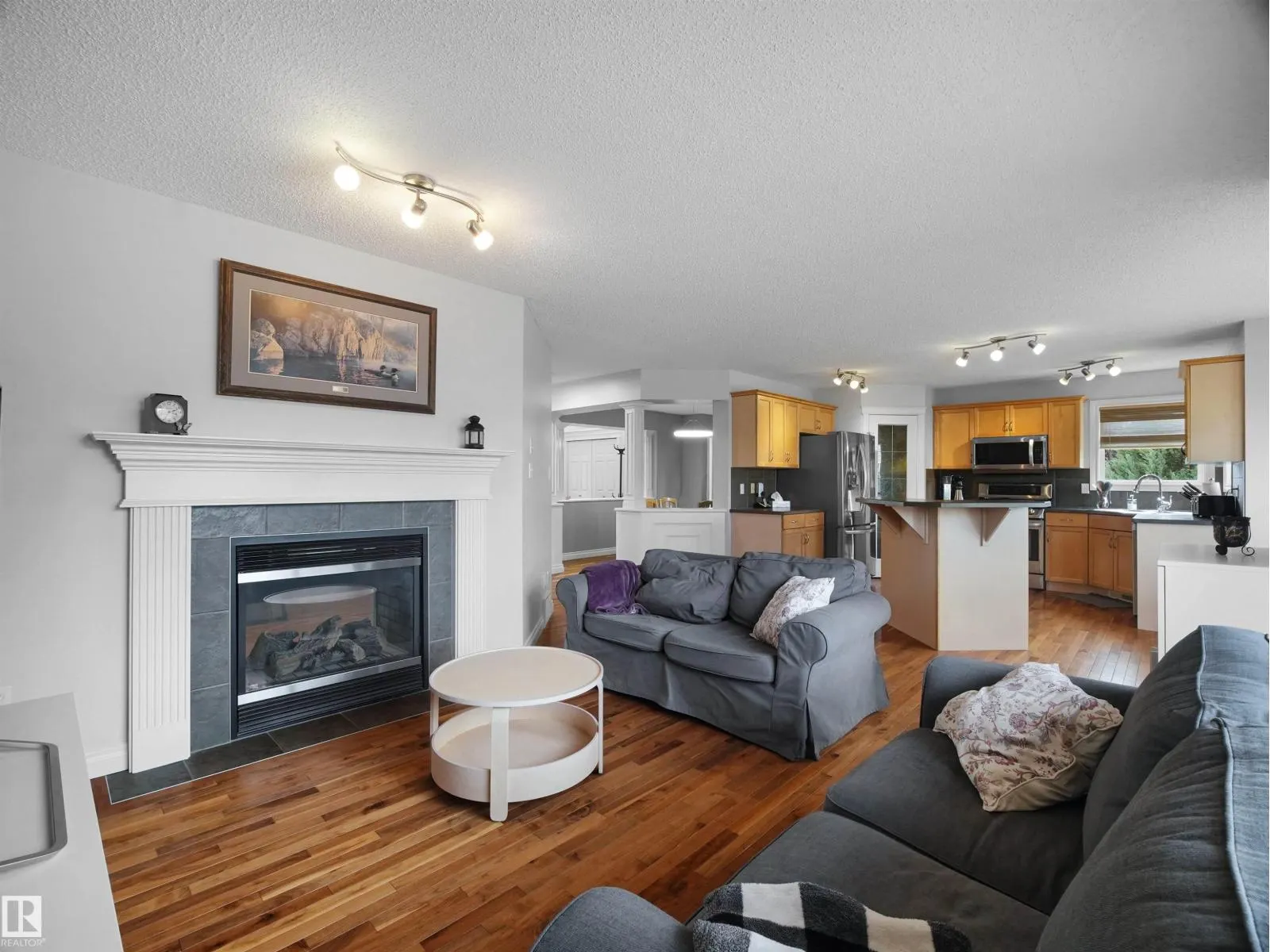 20124 47 AV NW