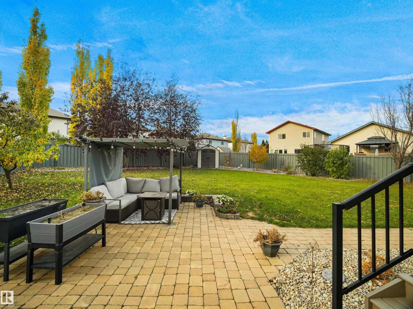 20124 47 AV NW