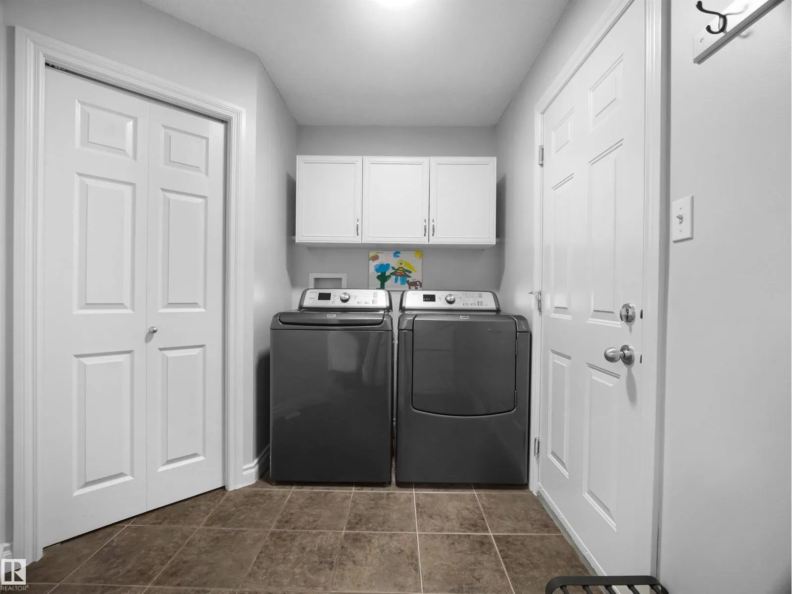 20124 47 AV NW