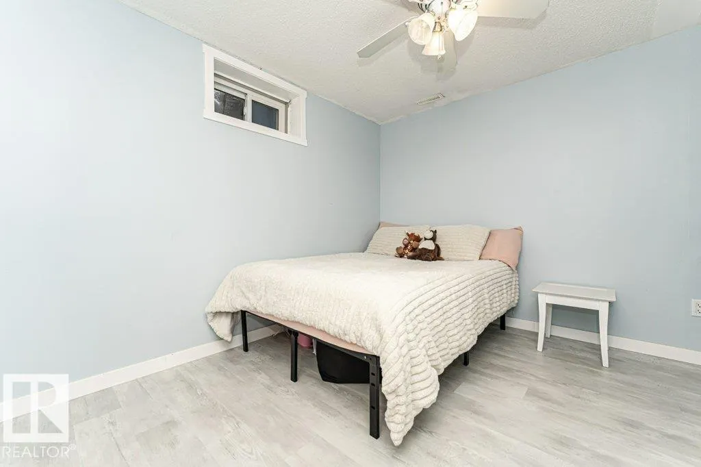 9522 79 ST