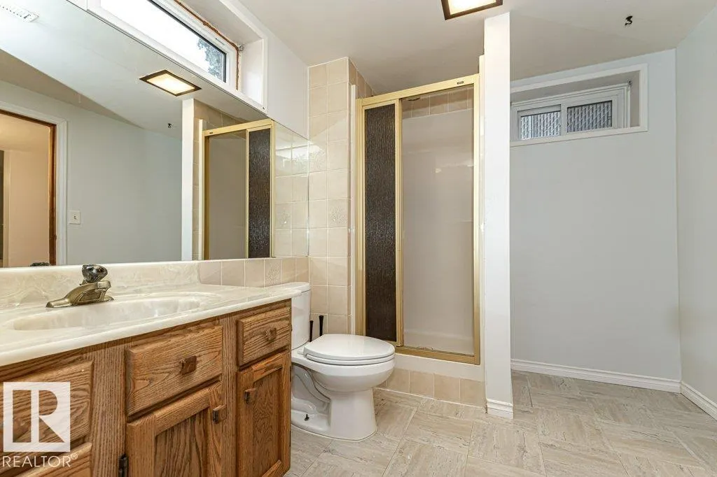 9522 79 ST