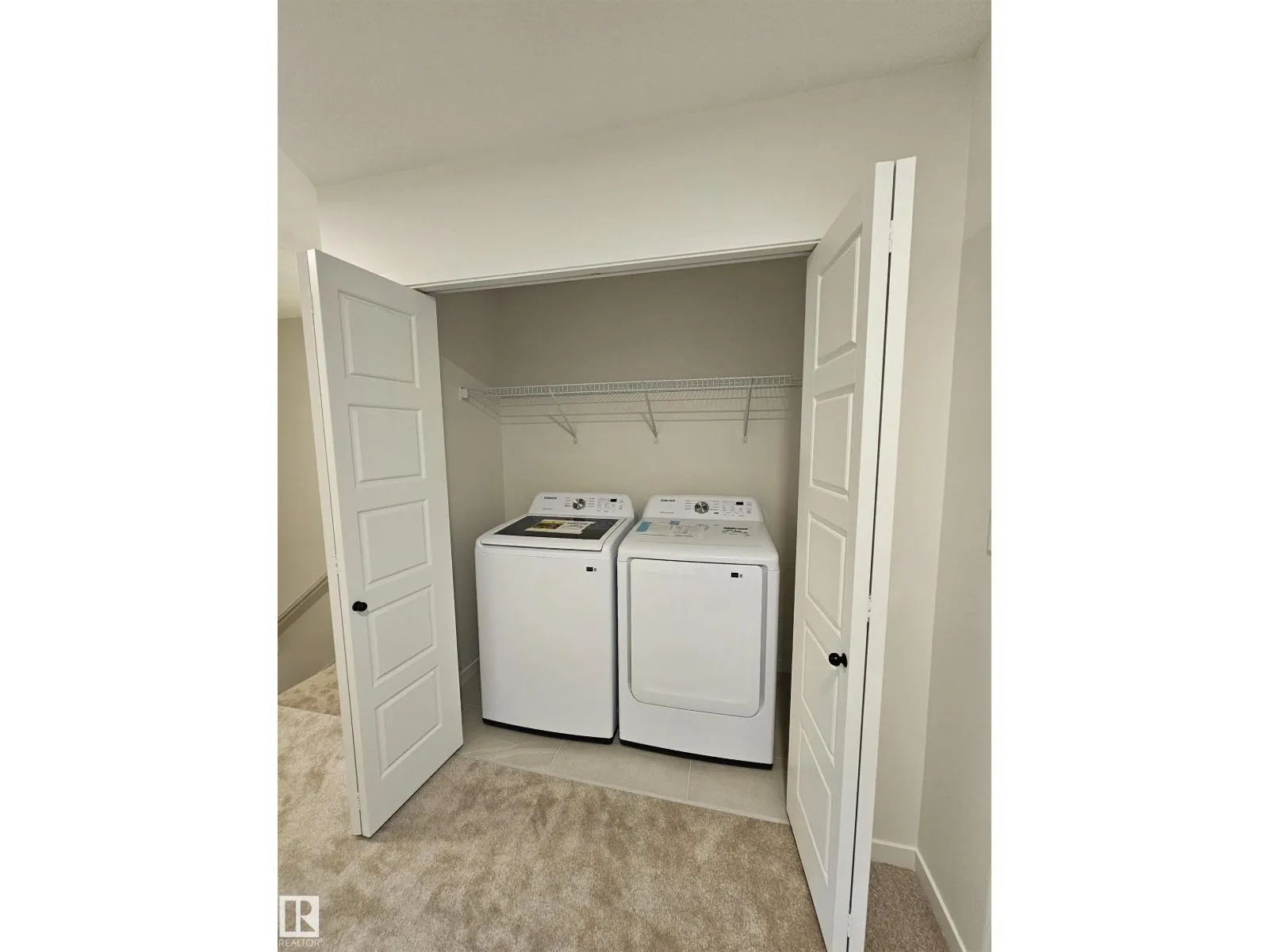 3605 Triomphe BV