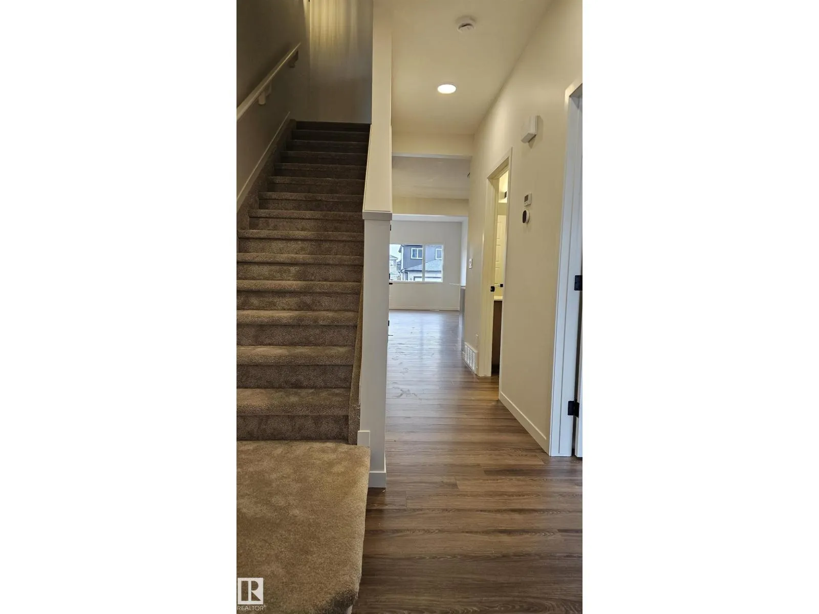 3605 Triomphe BV