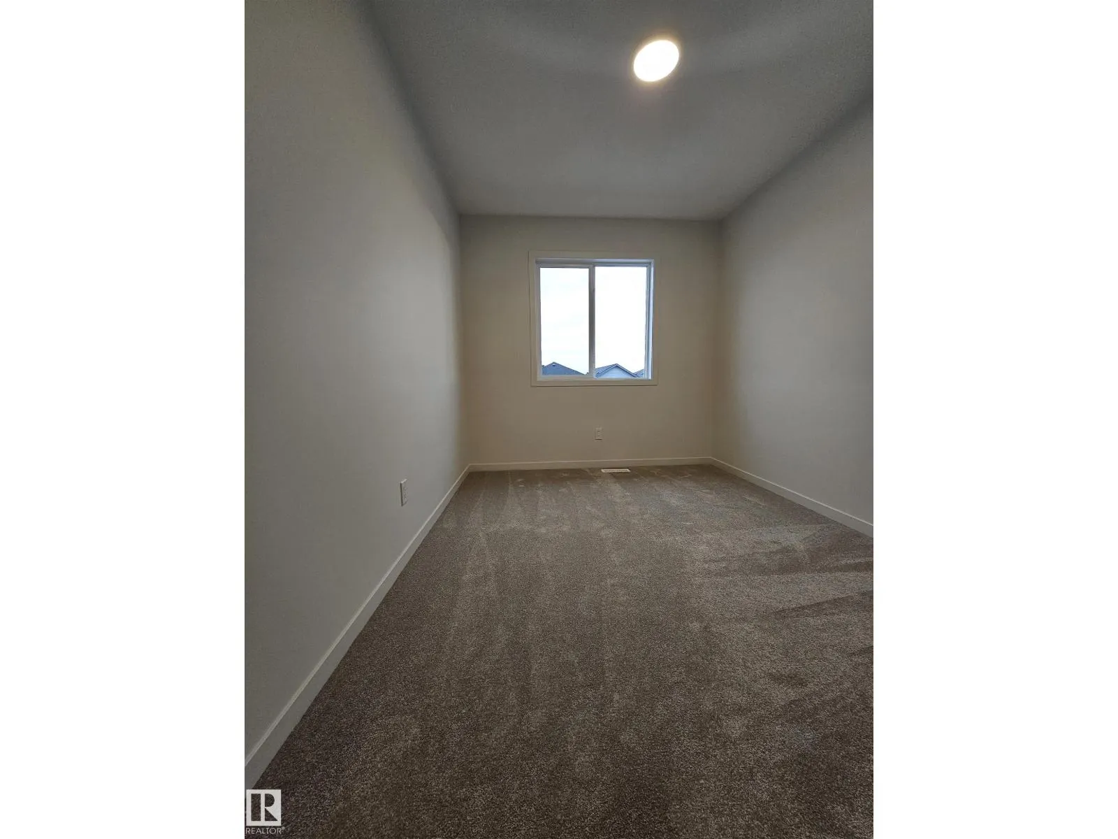 3605 Triomphe BV