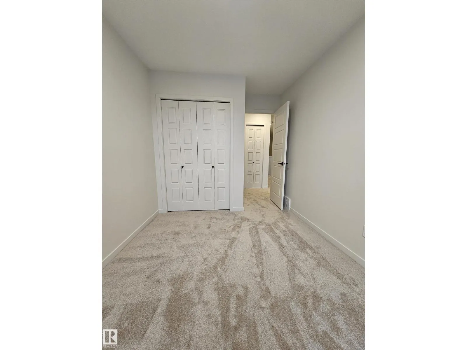 3605 Triomphe BV