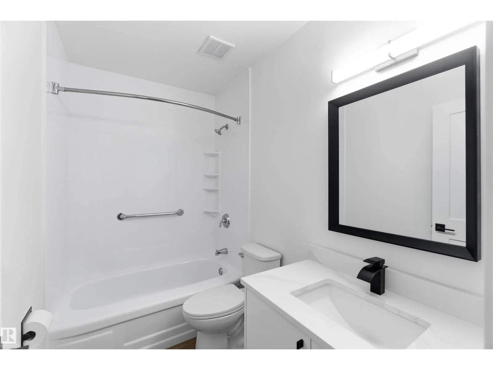 350 CLAREVIEW RD NW