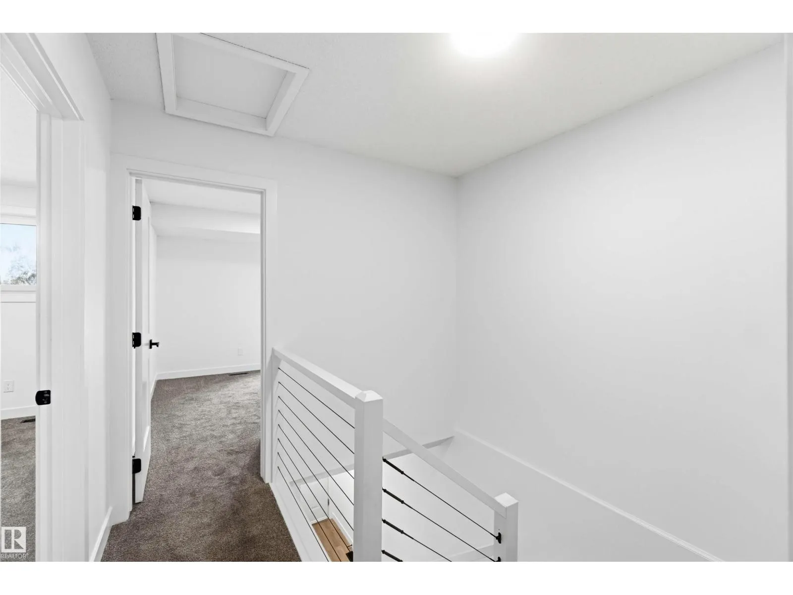 350 CLAREVIEW RD NW