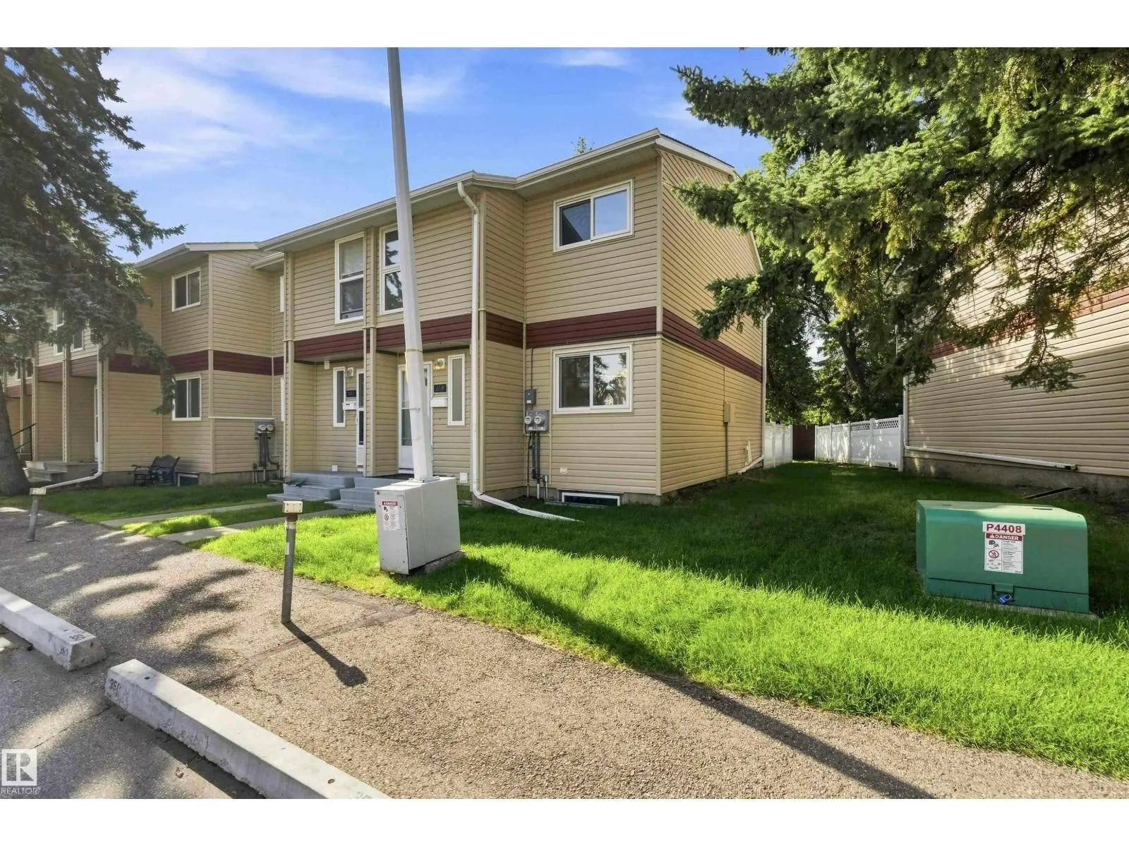 350 CLAREVIEW RD NW