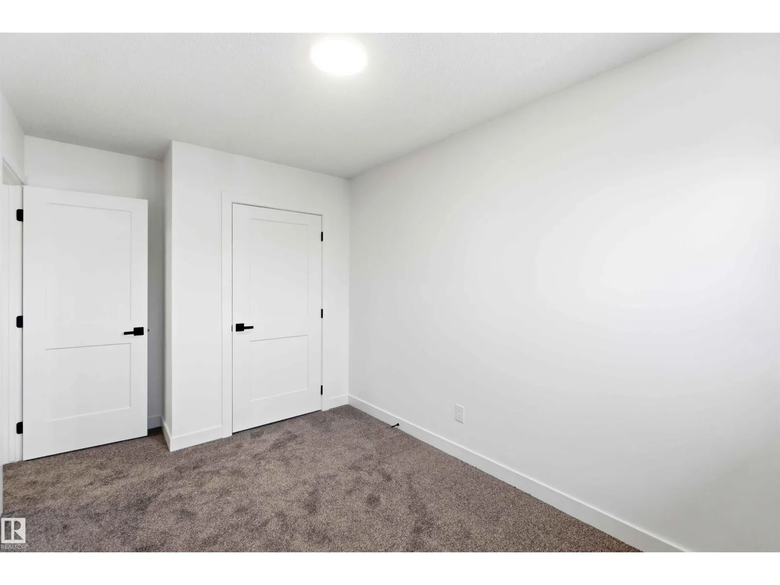 350 CLAREVIEW RD NW
