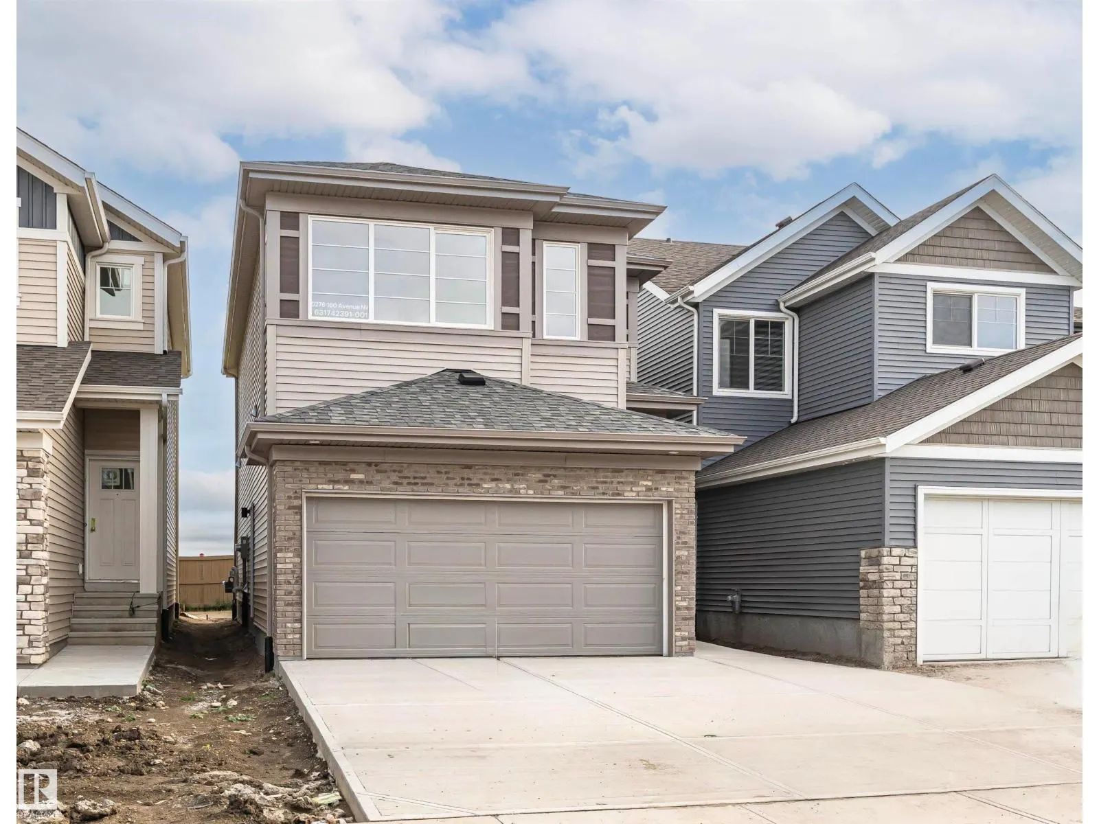 6276 180 AV NW