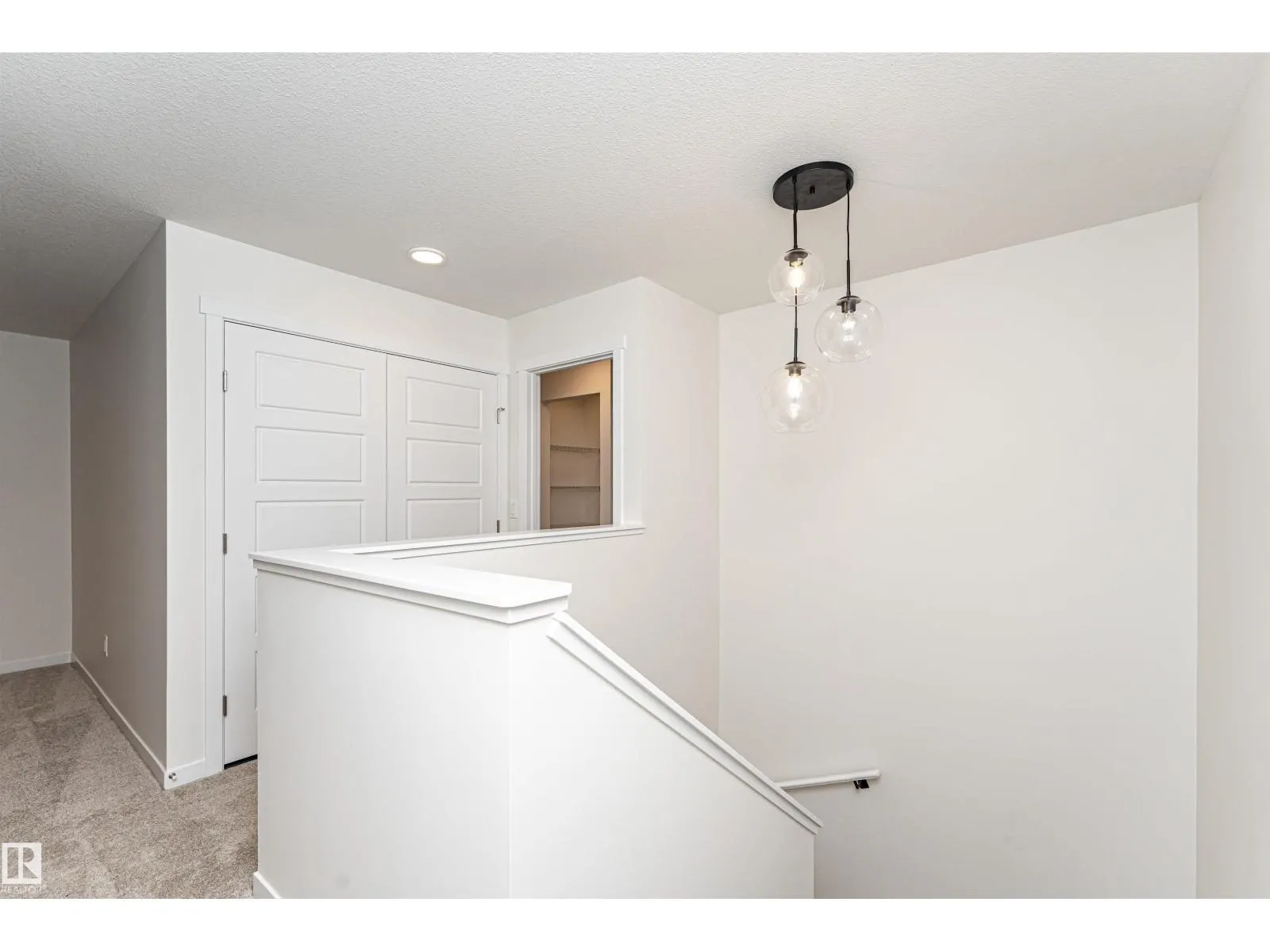 6276 180 AV NW