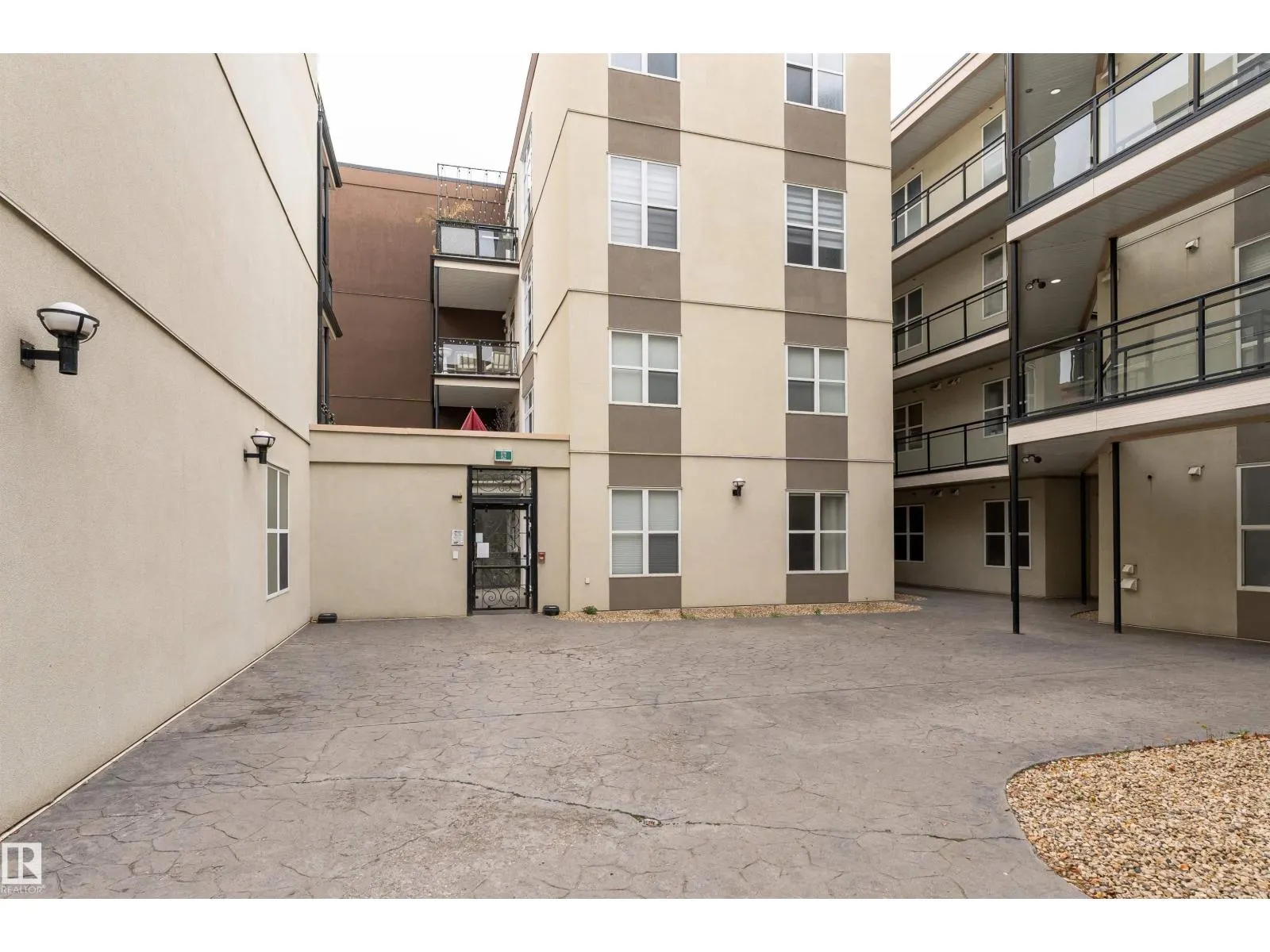 #455 10403 122 ST NW