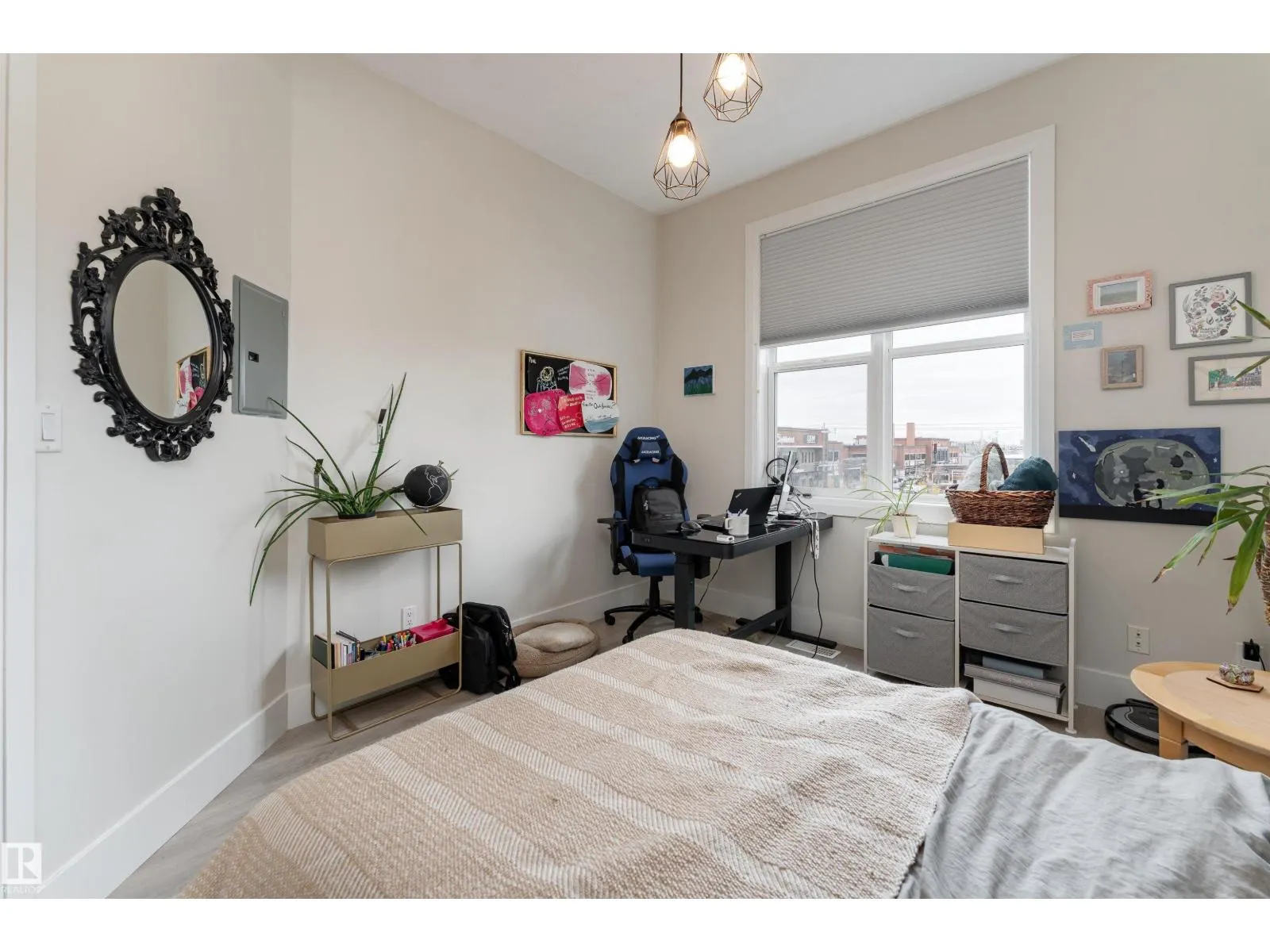 #455 10403 122 ST NW