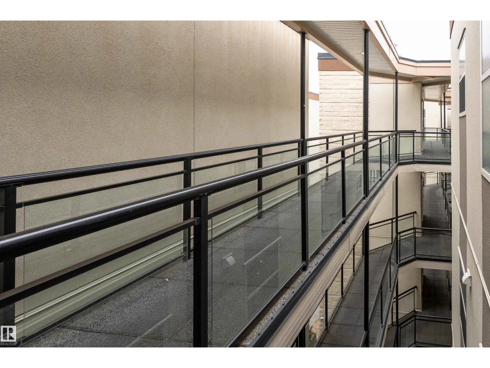 #455 10403 122 ST NW