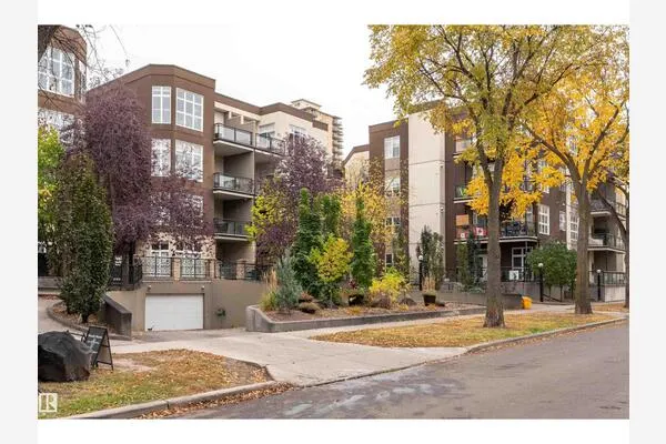 #455 10403 122 ST NW