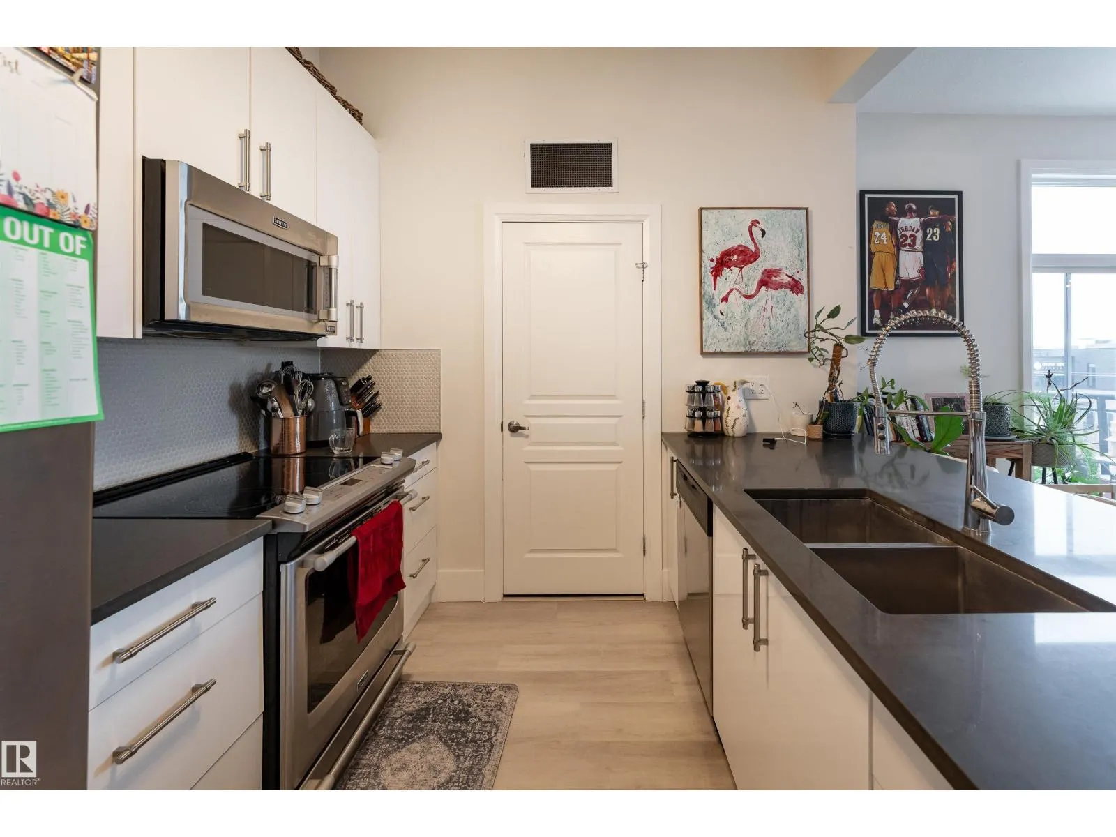 #455 10403 122 ST NW