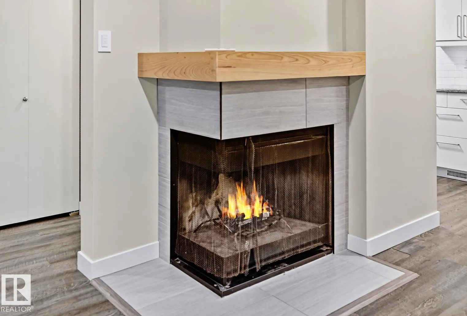 #12 2115 118 ST NW