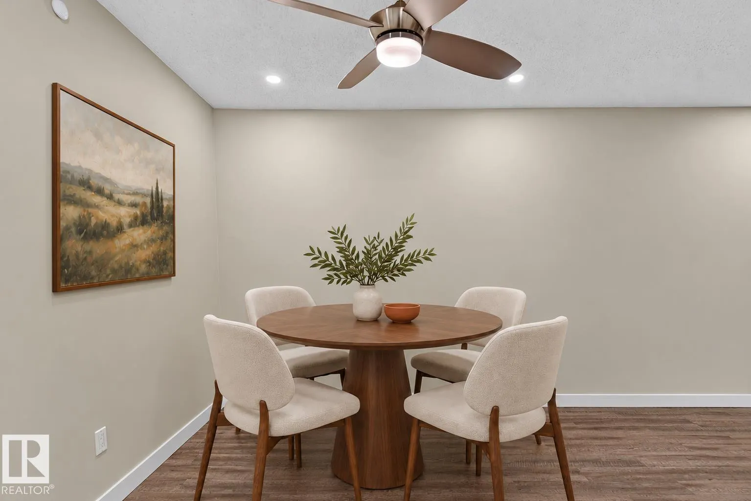 #12 2115 118 ST NW