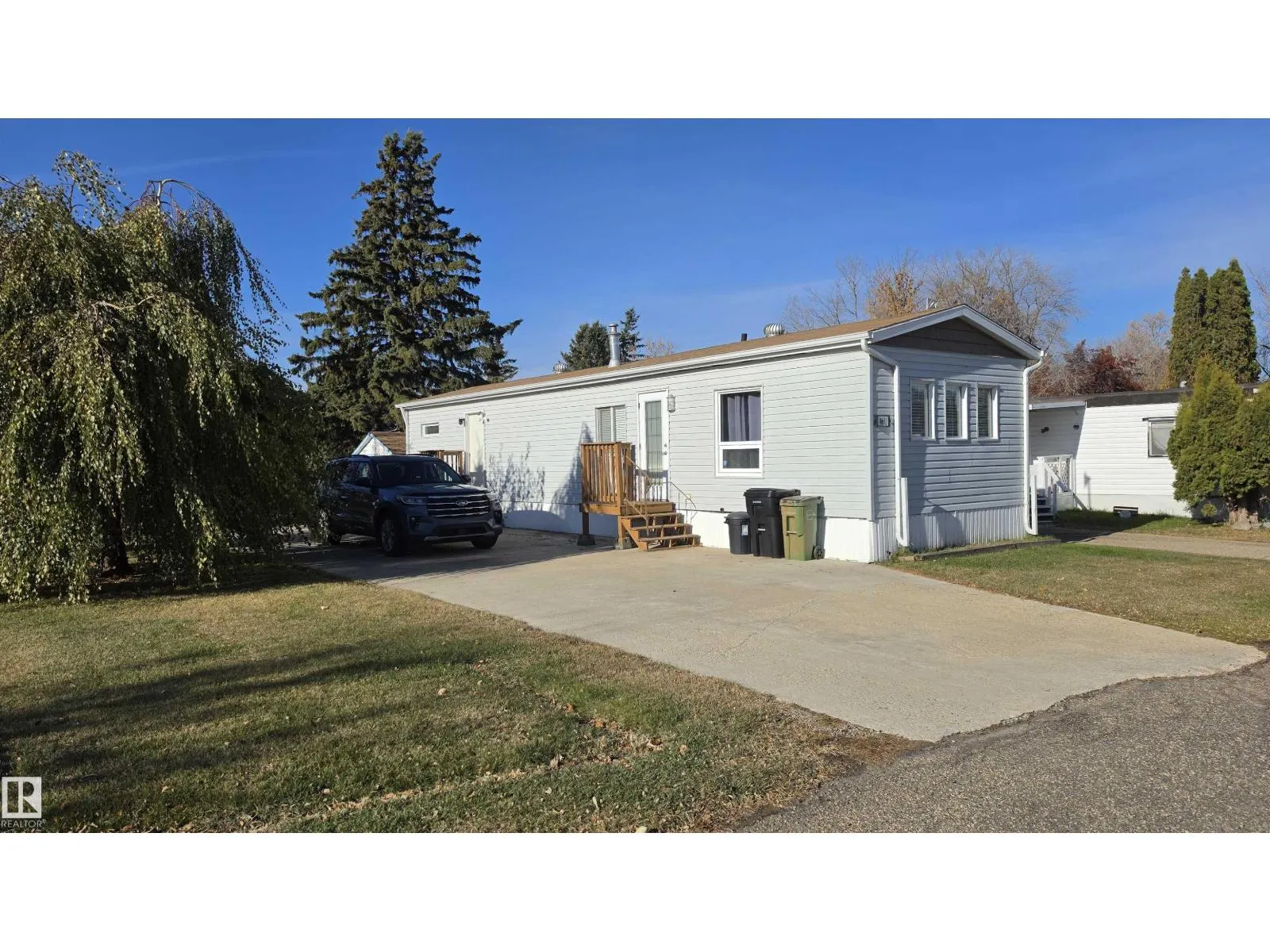 461 Westview CL NW NW