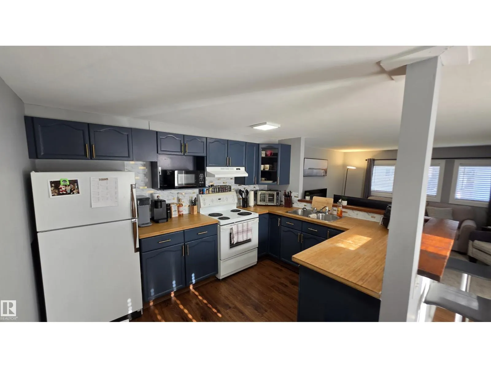 461 Westview CL NW NW