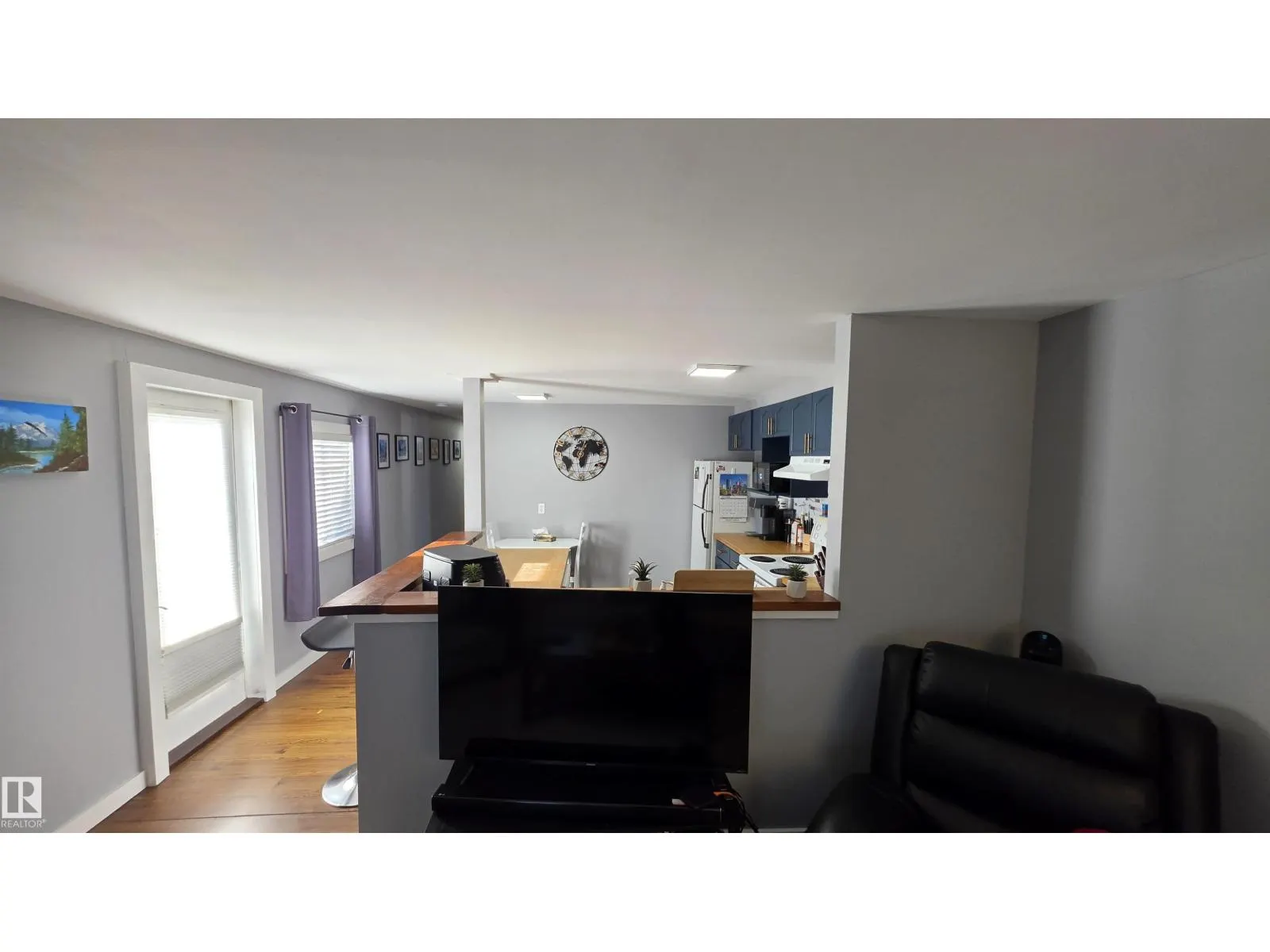 461 Westview CL NW NW